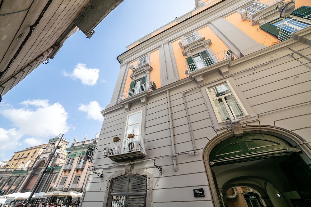 P.C. Boutique H. Napoli Centro by ClaPa Group Dislocated Hospitality