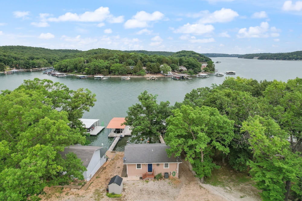 Boat Slip, Fishing, Lake Views, Main Channel