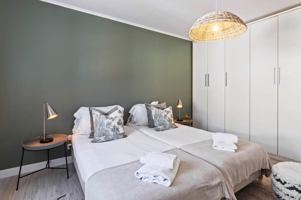 Stunning 2 Bedroom Apartment Near Belém view 5