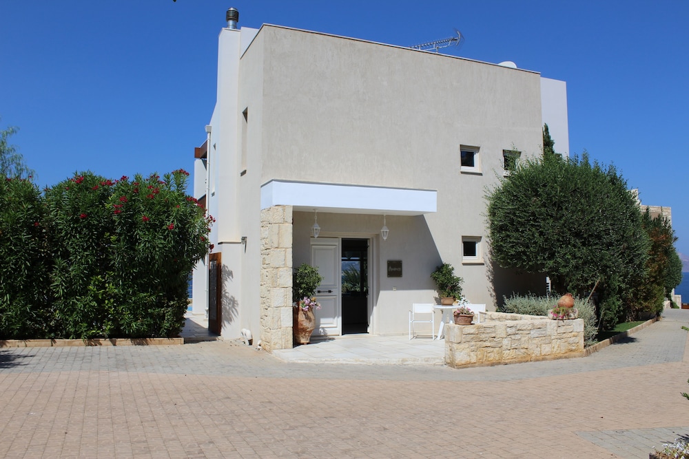 Sk Place Crete Luxury Seafront Villas