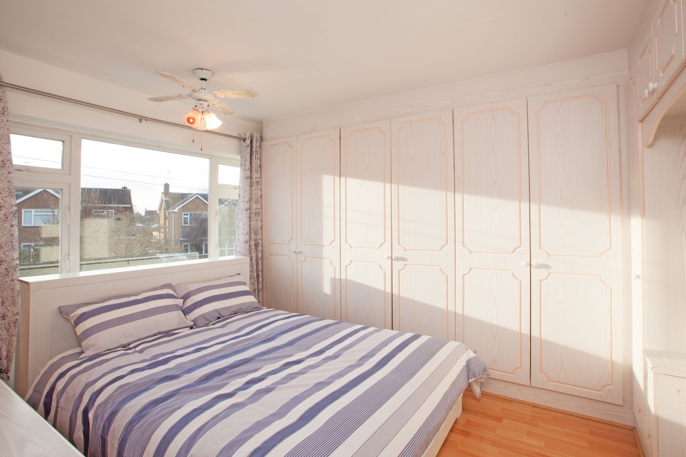 3 Bedroom House Near the City Center