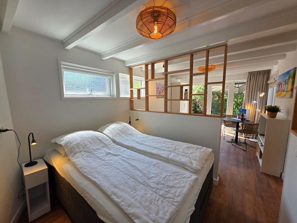 Charming and Cozy Furnished 2-person Studio Apartment