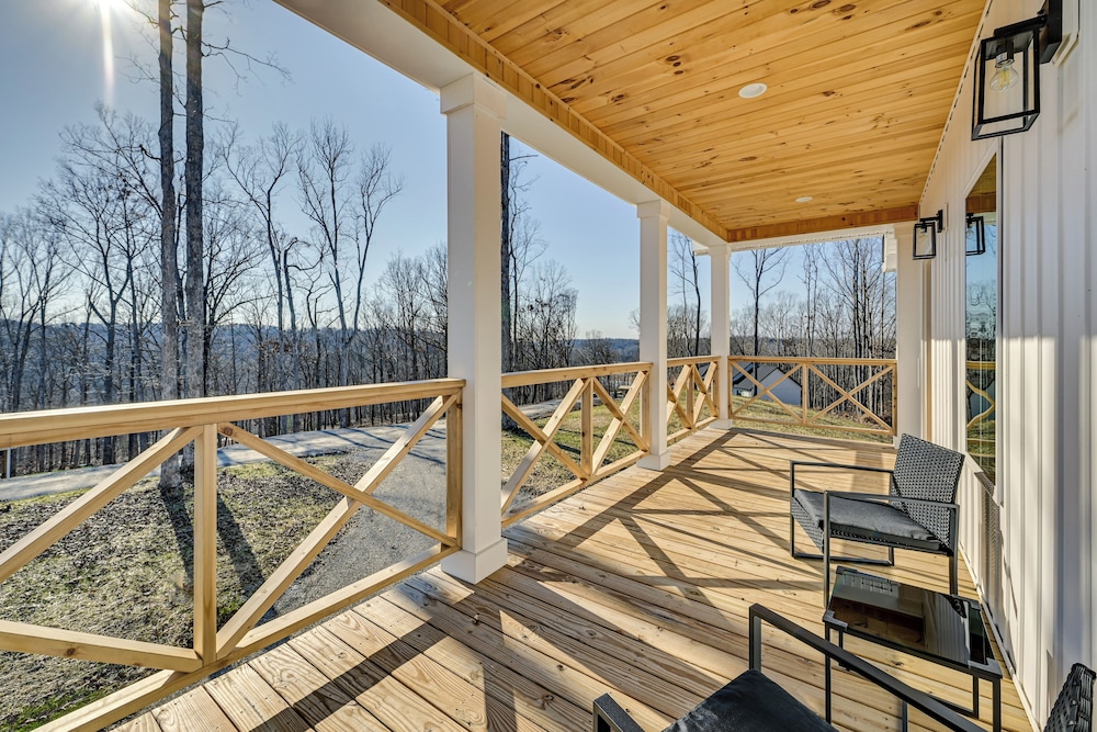 Lakeside Home Near Mammoth Cave & Nolin Lake!