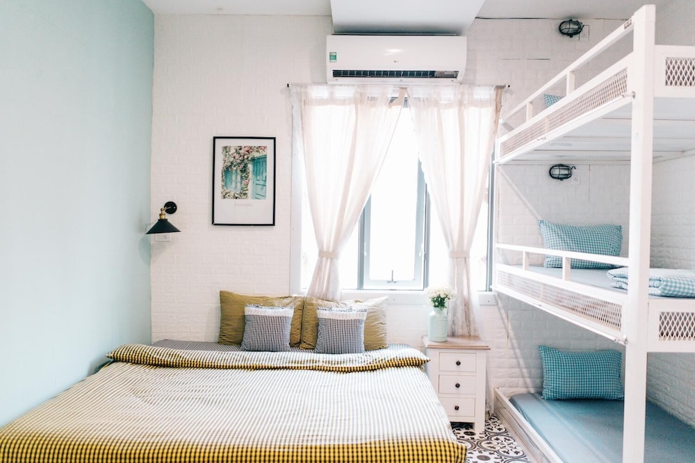 Lily's Hostel