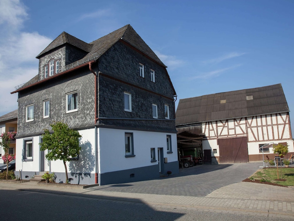 Photo 25