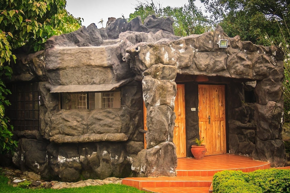 Brooks Lodge