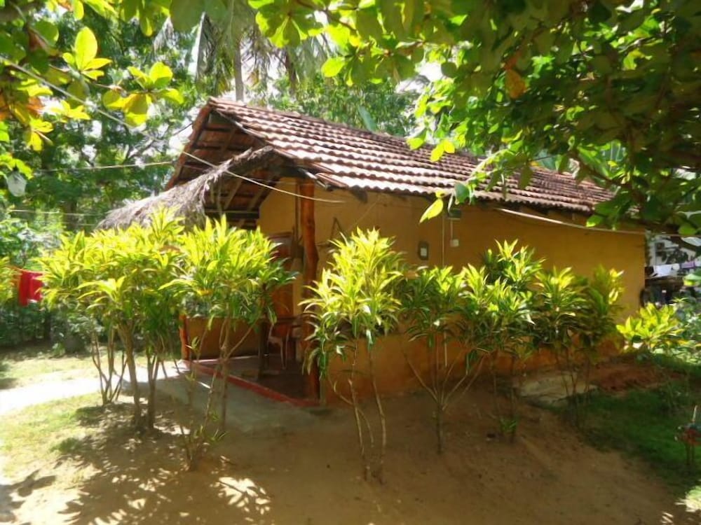 Natural Cabanas