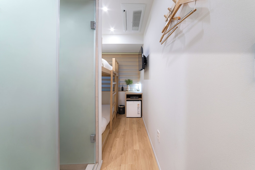 Hi Seoul Hostel Myungdong West