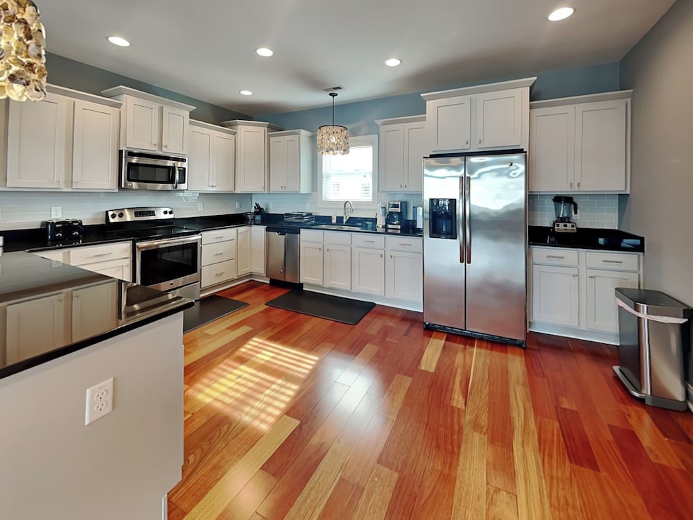 Queens Grant by Topsail Realty