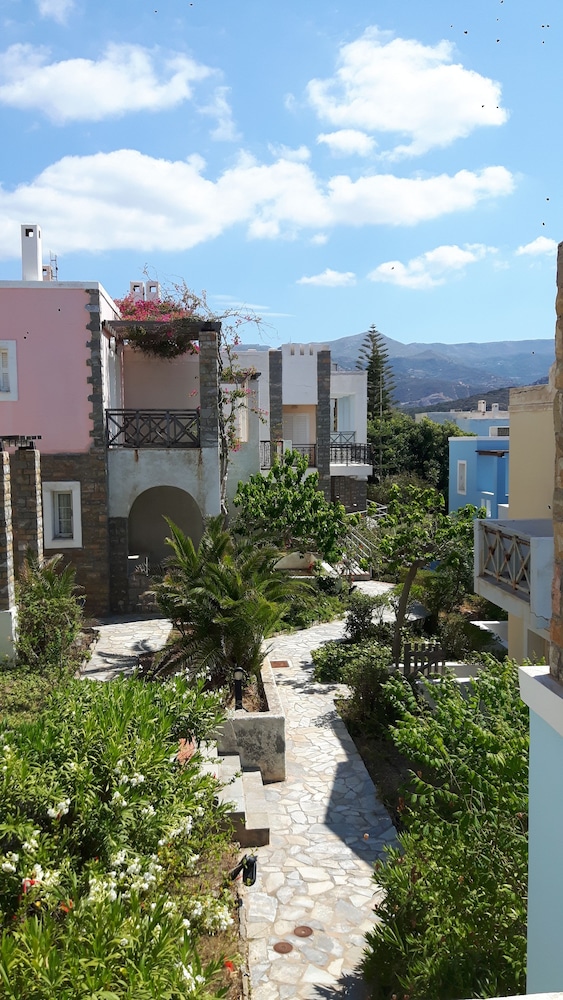 Dionysos Authentic Resort & Village