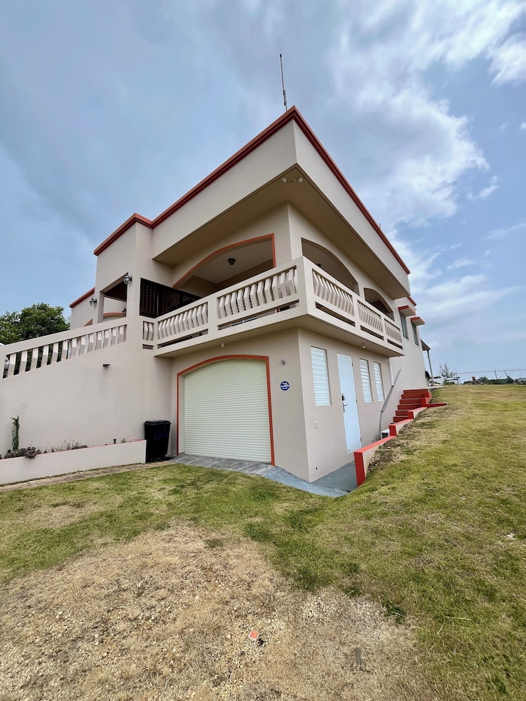 Ocean View House Quebradillas & Rooftop
