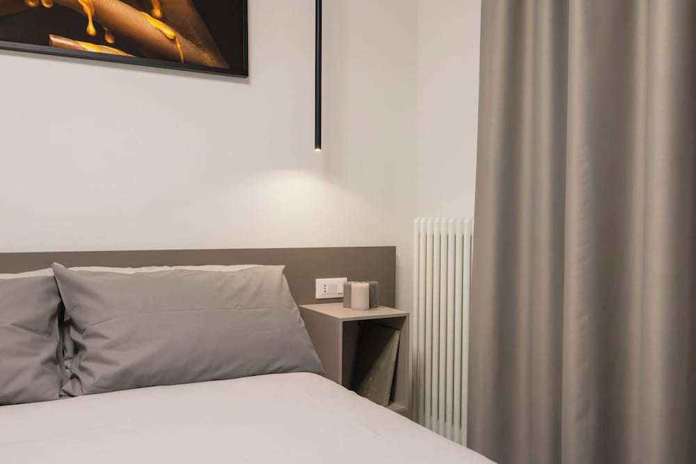 Luxury Station Suite