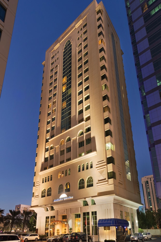 Abu Dhabi Vacations - Howard Johnson by Wyndham Abu Dhabi - Property Image 2