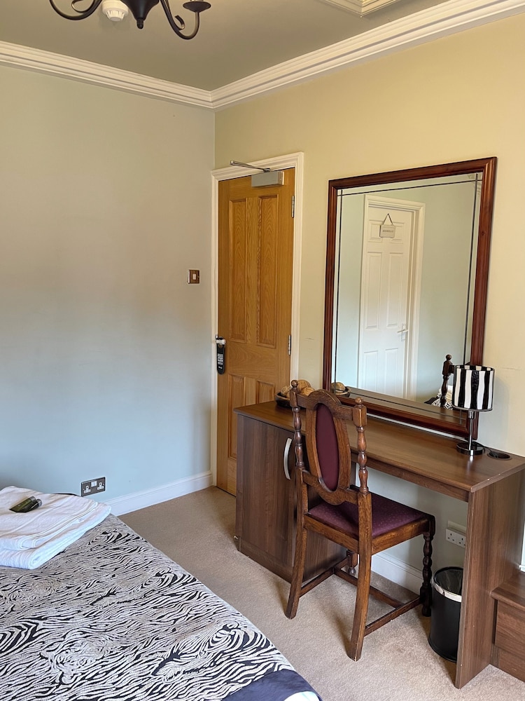 Arrandale Lodge