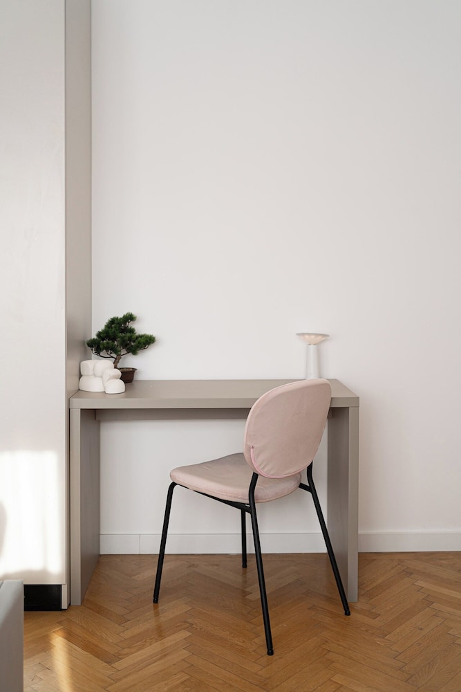 Contemporary 3-Bedroom Lofts - Modern Touches Meet Classic Elegance by Calea Victoriei