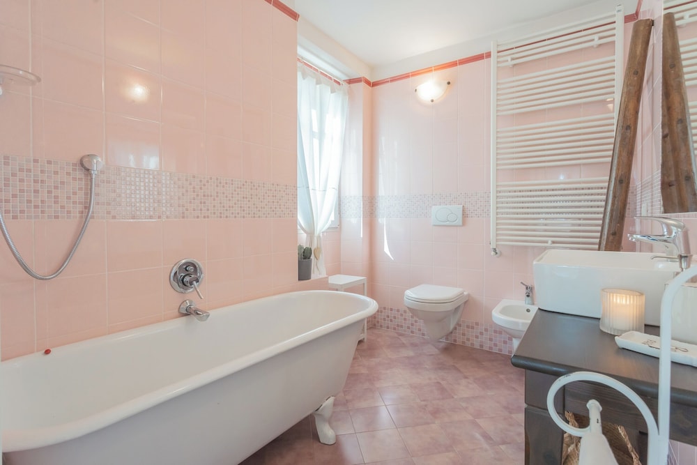 Giuliano's House - Amazing Lake View by Rent all Como