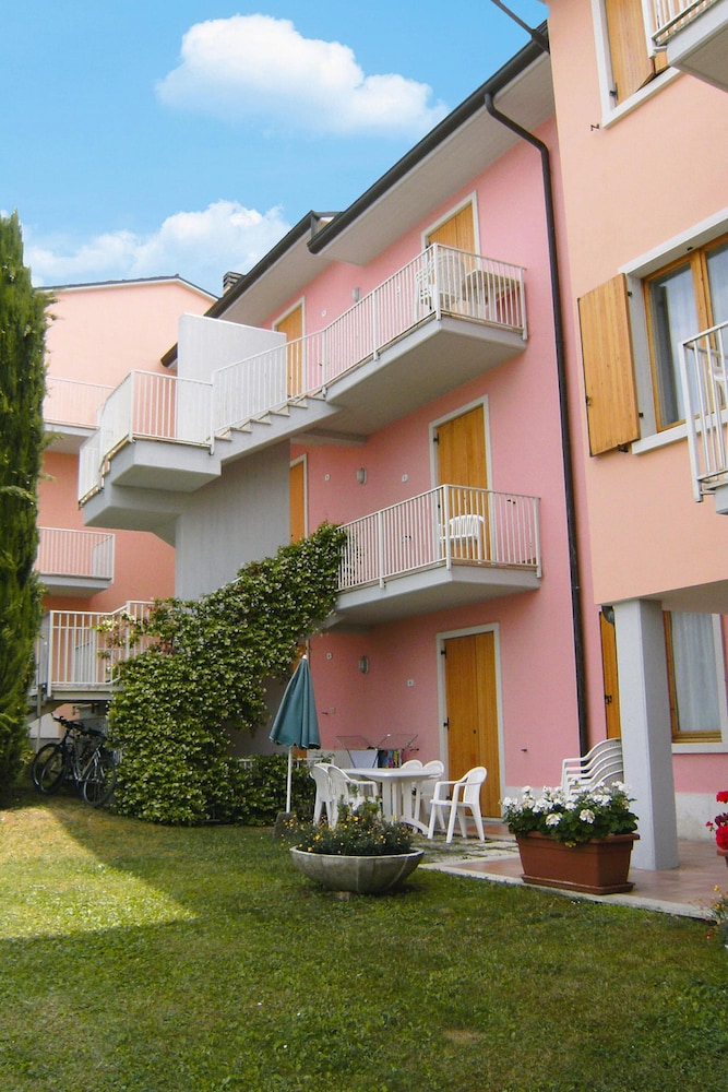 Apartment in Costemano With Heating photo 4