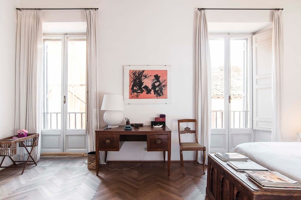 Rome an Aristocratic Apartment in Historic Palace Near the Piazza Navona