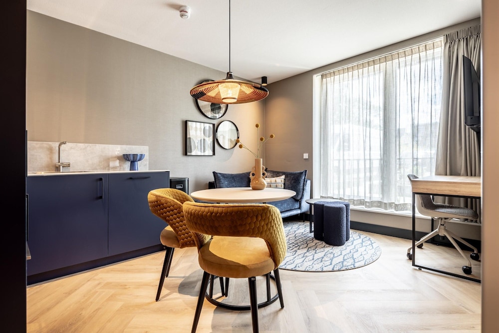 Modern Stay in Historic Delft