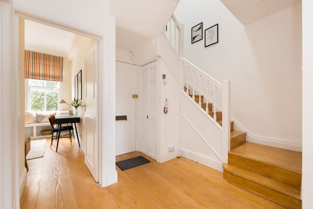 The Philbeach Gardens Place - Lovely 5bdr Flat With Terrace