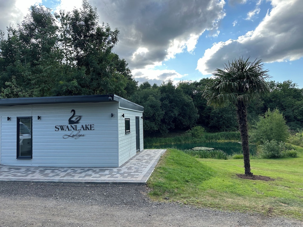 Pheasant Lodge