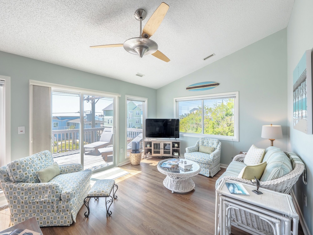 Blue Haven by Topsail Realty