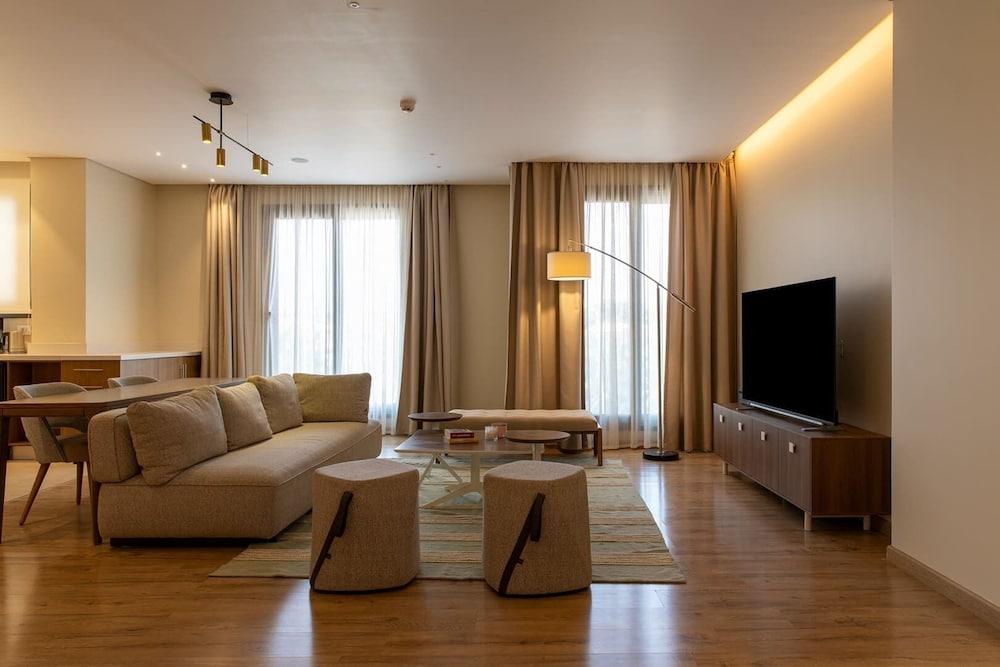 Milena Silver Palm New Cairo