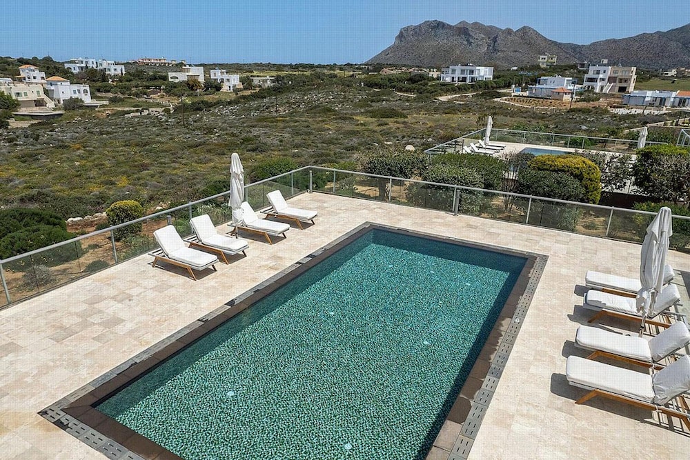 Tersanas Villas