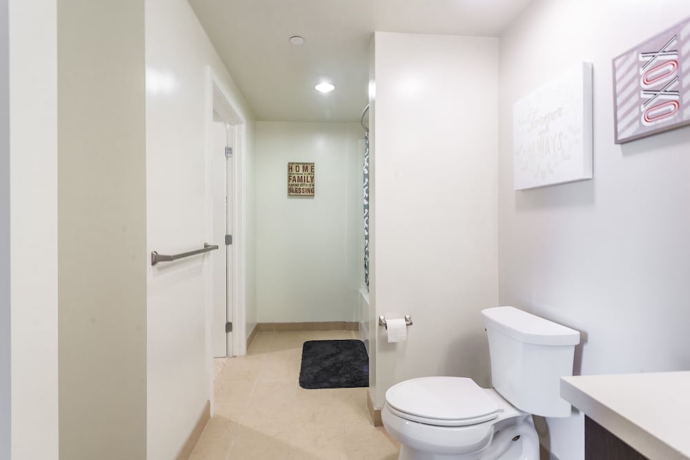 Tripbz Avalo Suites