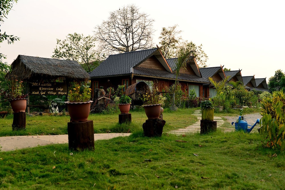 Mr. Charles Riverview Lodge