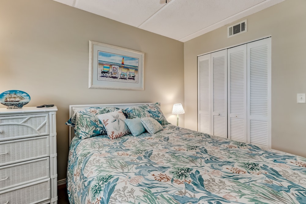 Tropical Condo with Spectacular Ocean Sunrises Views by RedAwning