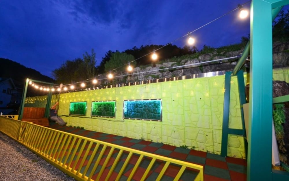 Gapyeong Shinbi Kids Pool Villa