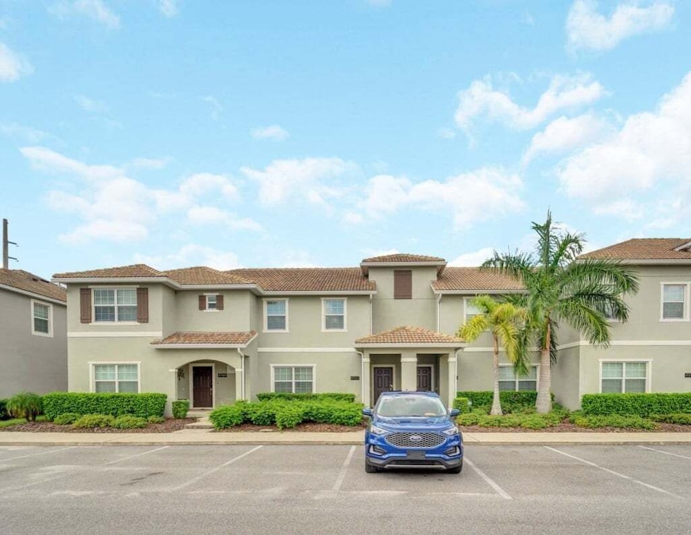Retreat & Relax Screened In Pool Home Kid Rooms 4 Bedroom Townhouse