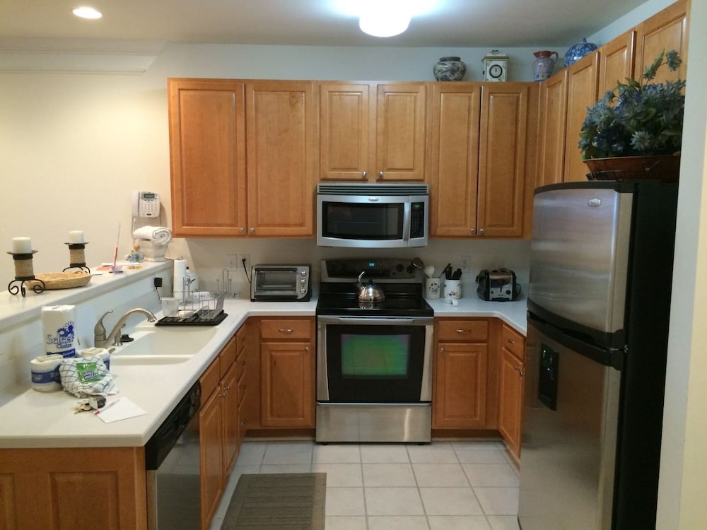 1115 Crow Creek Drive - Property Image 5
