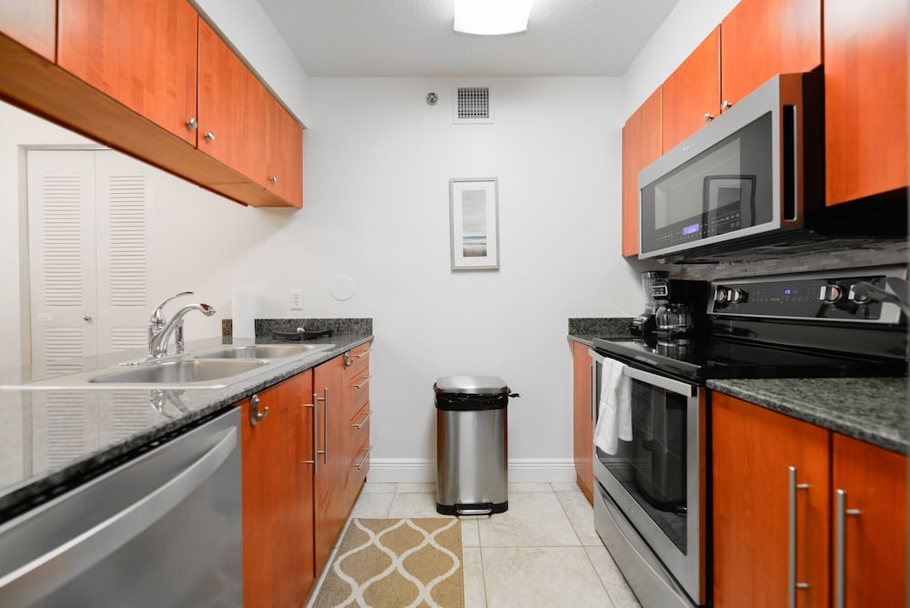 Ocean View Exquisite Brickell