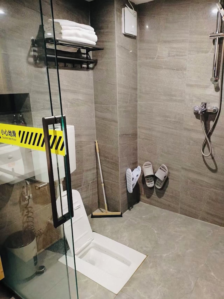 Chongqing Justom Serviced Apartment 4