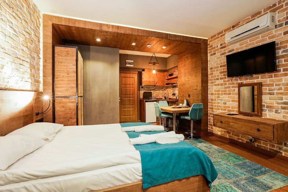 Cube Suitler - Image 32