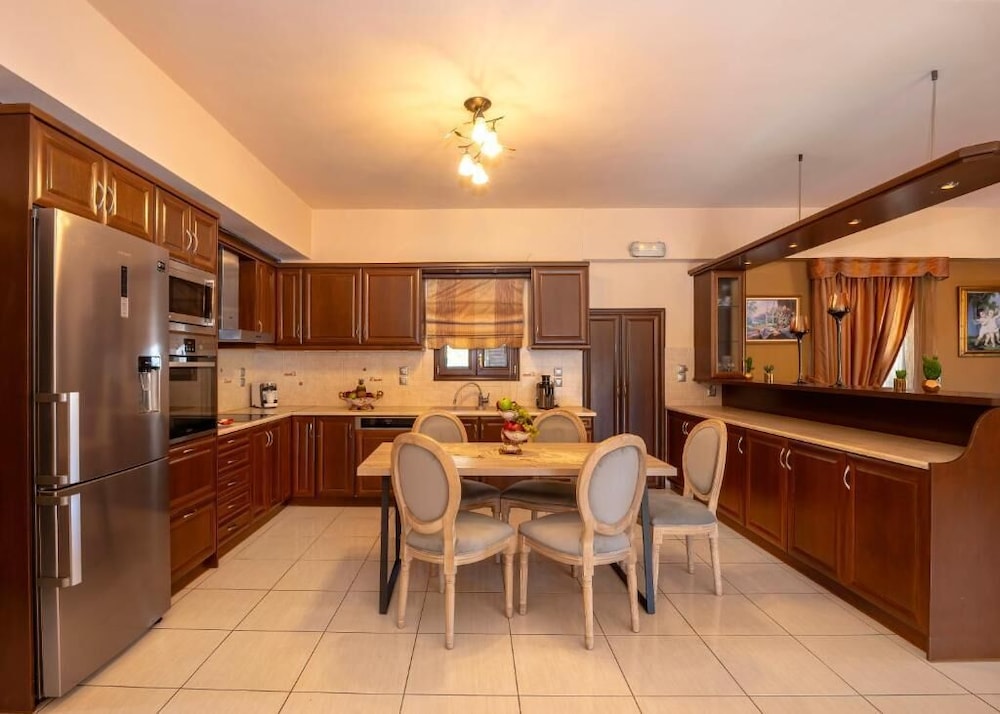 Amalia Villa with Private Pool
