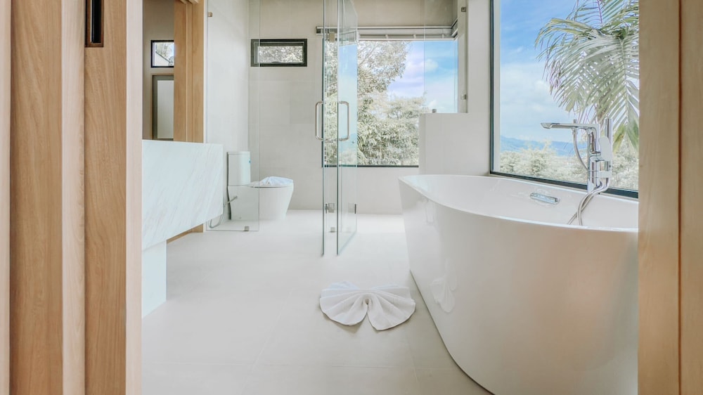 The Salin Seaview Villas
