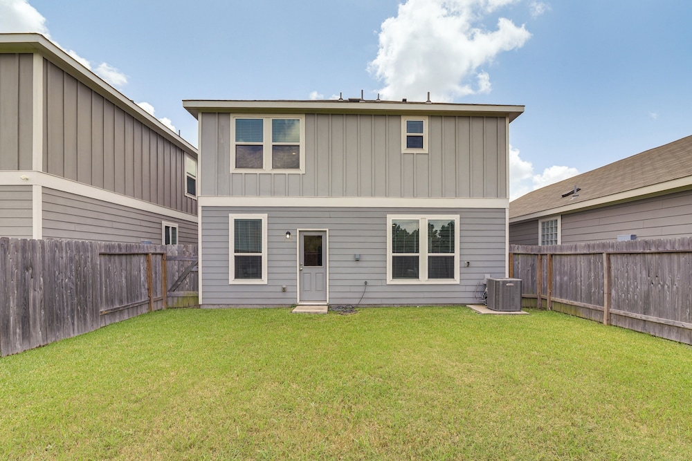 4 Mi to Bear Creek Pioneers Park: NW Houston Home