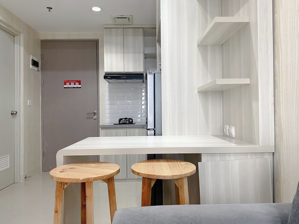 Modern Look And Restful 2Br Vasanta Innopark Apartment view 4