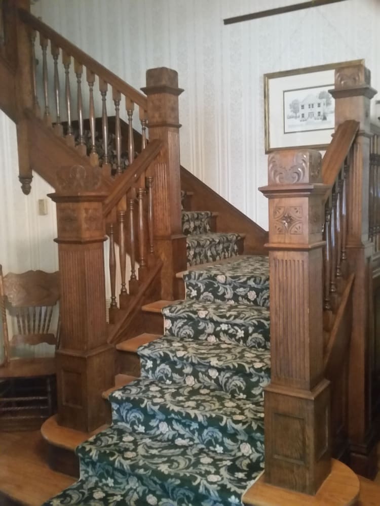 Batesville Vacations - Spahn House Bed and Breakfast - Property Image 5