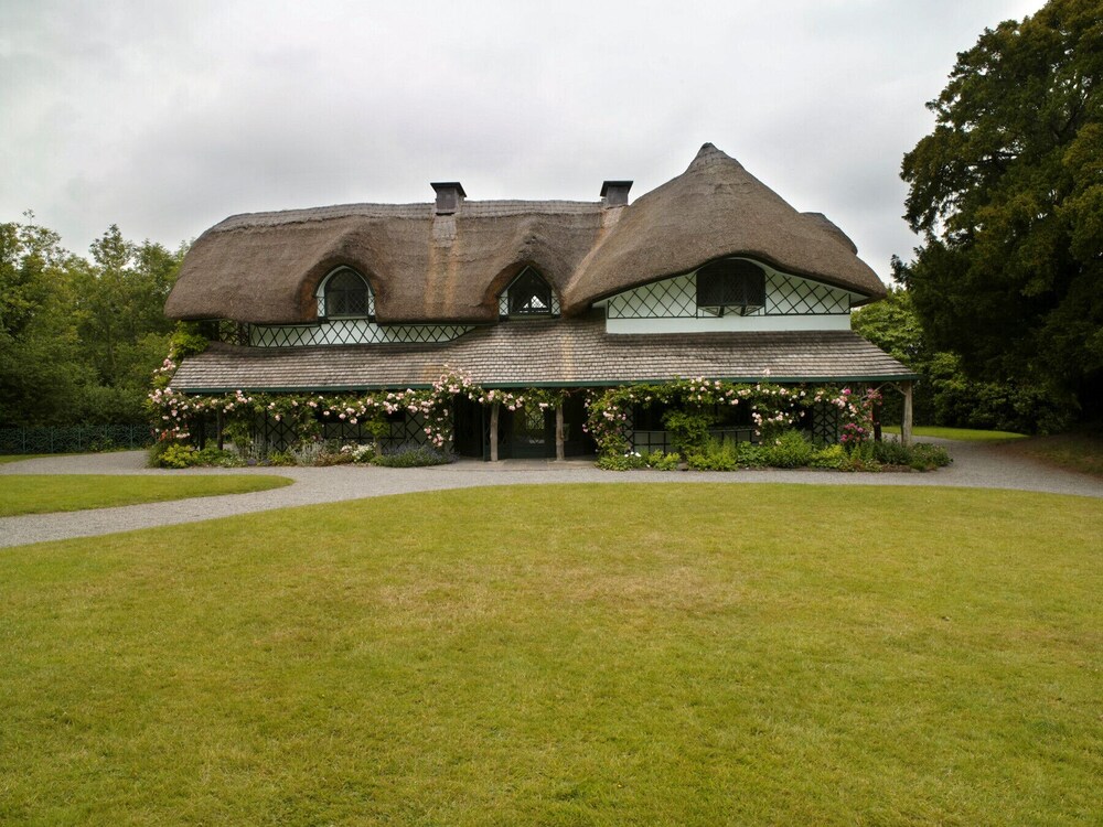Garden Cottage view 3