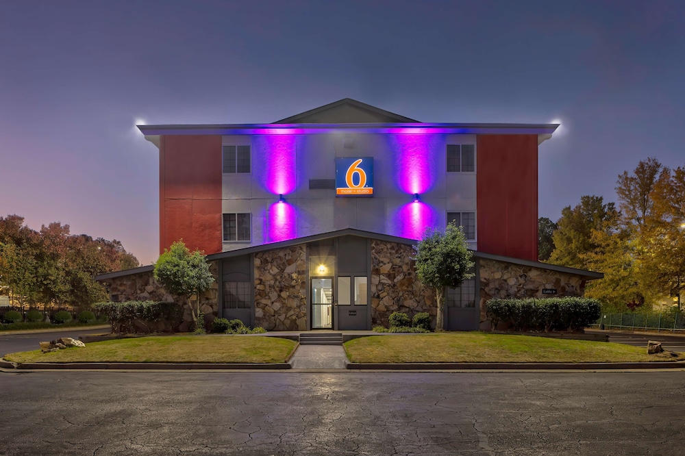 Motel 6 Little Rock, AR - South