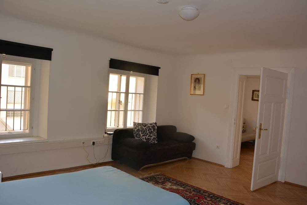 Hans-Sachs-Gasse 10