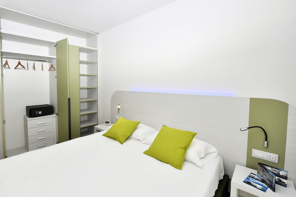 Suites Marilia Apartments