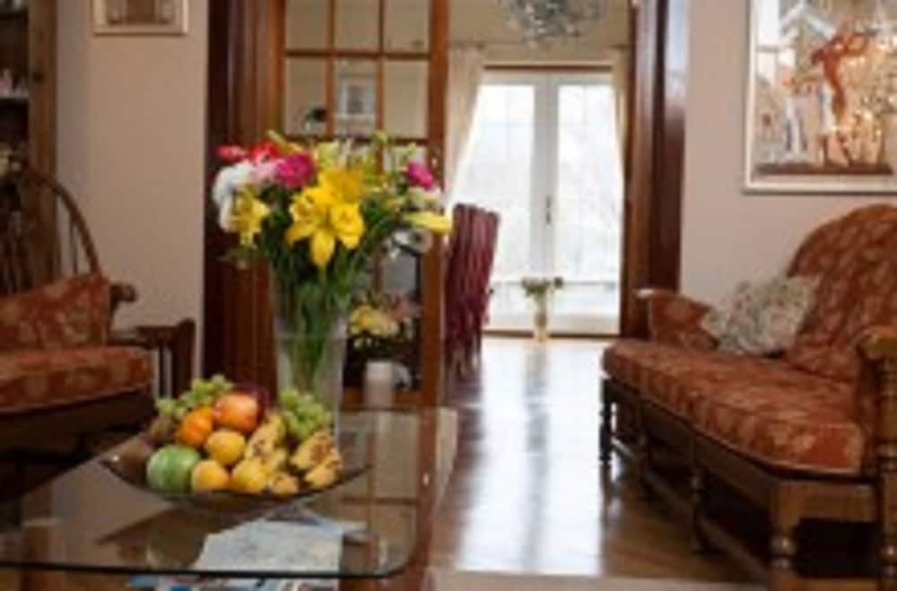 Edencoille Guest House
