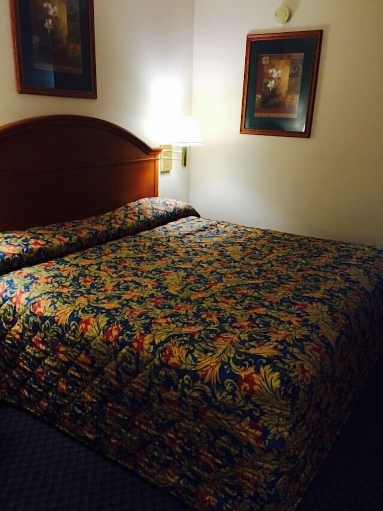 Royal Inn Taylorsville - Property Image 22