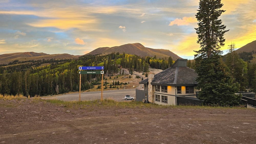 Eagle Point Resort