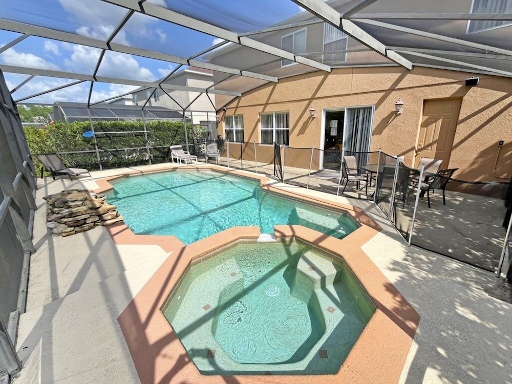 Willow View 4 Bedroom Home